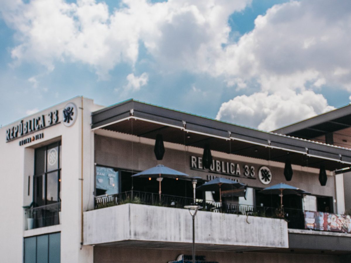 República 33 La Cima - exterior